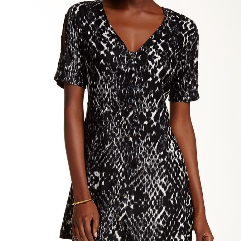 NWOT RVCA-Flo Mini Dress